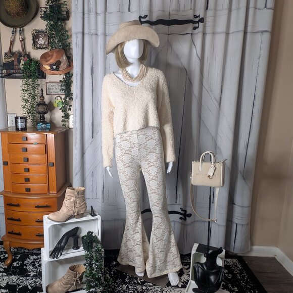 JOYFOLIE Abril Lace Wide Flare Pants in Cream MEDIUM NWOT - Picture 1 of 10